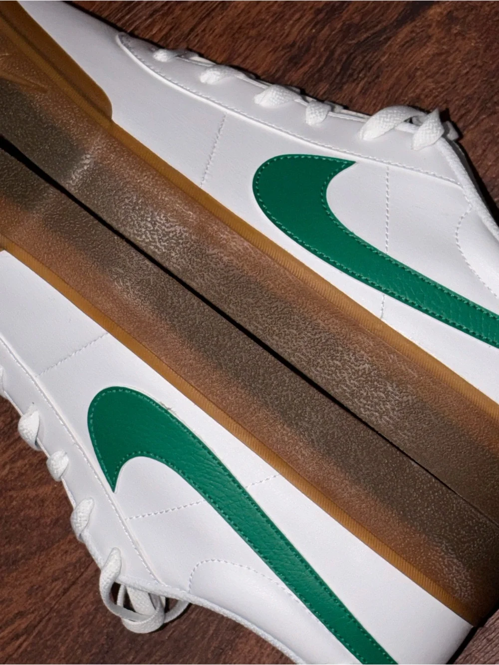 Nike size 10.5 shoes classic